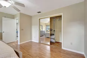 2469 Sun Up Ln, Lake Worth, FL 33462 - Photo 20