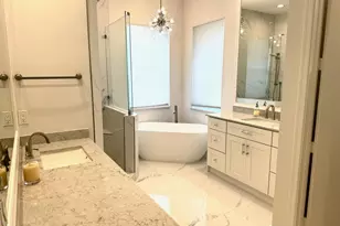 107 Via Escobar Pl, Palm Beach Gardens, FL 33418 - Photo 18