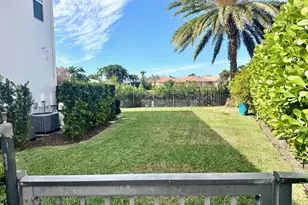107 Via Escobar Pl, Palm Beach Gardens, FL 33418 - Photo 6