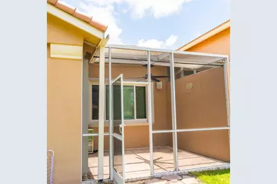 1102 SW 158th Avenue, Pembroke Pines, FL 33027 - Photo 24