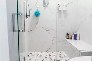1102 SW 158th Ave, Pembroke Pines, FL 33027 - Photo 14