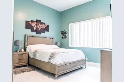 1102 SW 158th Avenue, Pembroke Pines, FL 33027 - Photo 10
