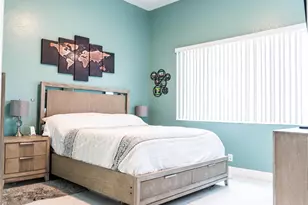 1102 SW 158th Ave, Pembroke Pines, FL 33027 - Photo 10