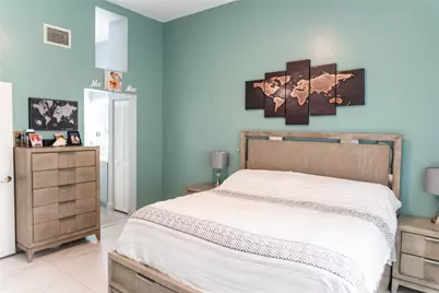 1102 SW 158th Avenue, Pembroke Pines, FL 33027 - Photo 12