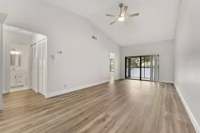 2900 Olivewood Terrace #201, Boca Raton, FL 33431 - Photo 6