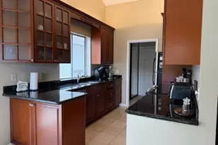 254 Ridge Rd, Jupiter, FL 33477 - Photo 2