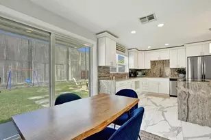 9446 Birmingham Dr, Palm Beach Gardens, FL 33410 - Photo 10