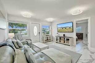 9446 Birmingham Dr, Palm Beach Gardens, FL 33410 - Photo 2