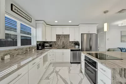 9446 Birmingham Drive, Palm Beach Gardens, FL 33410 - Photo 8