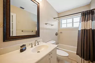 1035 SW 100th Ct, Miami, FL 33174 - Photo 10