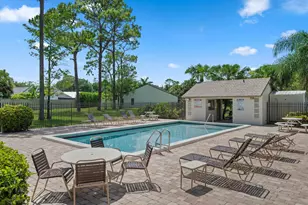 352 Wood Dale Dr, Wellington, FL 33414 - Photo 22