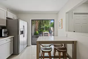 352 Wood Dale Dr, Wellington, FL 33414 - Photo 8