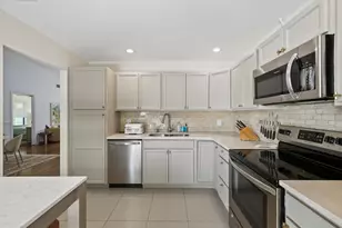 352 Wood Dale Dr, Wellington, FL 33414 - Photo 10