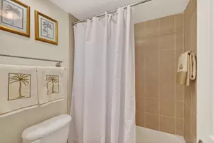 1900 S Ocean Blvd, Lauderdale by the Sea, FL 33062 - Photo 16