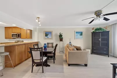 1900 S Ocean Boulevard #6a, Lauderdale by the Sea, FL 33062 - Photo 2