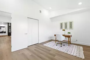 8899 NW 47th Dr, Coral Springs, FL 33067 - Photo 18