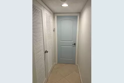 1639 Embassy Drive, West Palm Beach, FL 33401 - Photo 8