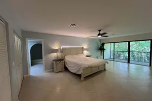 1639 Embassy Dr, West Palm Beach, FL 33401 - Photo 8