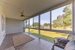 2002 Berkshire A, Deerfield Beach, FL 33442 - Photo 20
