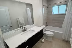 725 NE 160th Terrace, Miami, FL 33162 - Photo 20