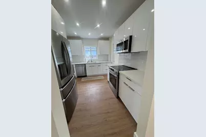 725 NE 160th Terrace, Miami, FL 33162 - Photo 10
