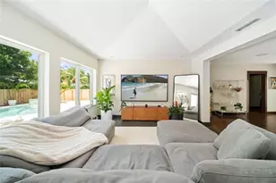 551 NE 53rd St, Miami, FL 33137 - Photo 2