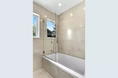 551 NE 53rd Street, Miami, FL 33137 - Photo 16