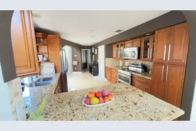 706 Via Genova, Deerfield Beach, FL 33442 - Photo 8