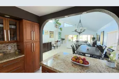 706 Via Genova, Deerfield Beach, FL 33442 - Photo 12