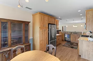 4240 NE 19th Ave, Oakland Park, FL 33308 - Photo 12