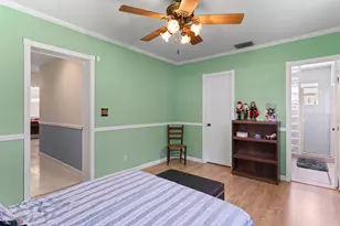 4240 NE 19th Ave, Oakland Park, FL 33308 - Photo 22
