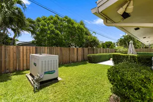 4240 NE 19th Ave, Oakland Park, FL 33308 - Photo 44