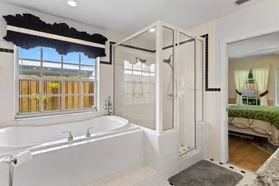 4240 NE 19th Avenue, Oakland Park, FL 33308 - Photo 22