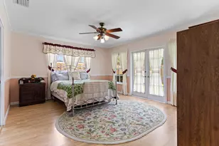 4240 NE 19th Ave, Oakland Park, FL 33308 - Photo 16
