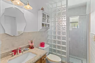 4240 NE 19th Ave, Oakland Park, FL 33308 - Photo 24
