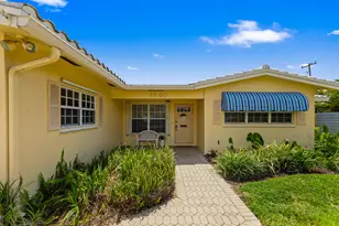 4240 NE 19th Ave, Oakland Park, FL 33308 - Photo 2