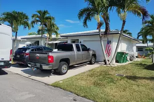6810 NW 75th St, Tamarac, FL 33321 - Photo 16