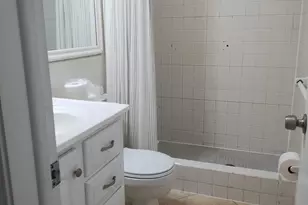 6810 NW 75th St, Tamarac, FL 33321 - Photo 10
