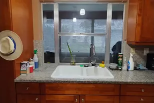 6810 NW 75th St, Tamarac, FL 33321 - Photo 8