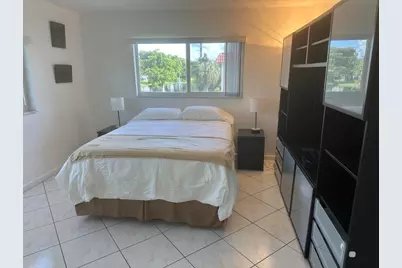 8960 S Hollybrook #301, Pembroke Pines, FL 33025 - Photo 10