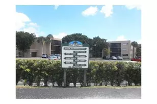 8015 SW 107th Ave SW, Miami, FL 33173 - Photo 4