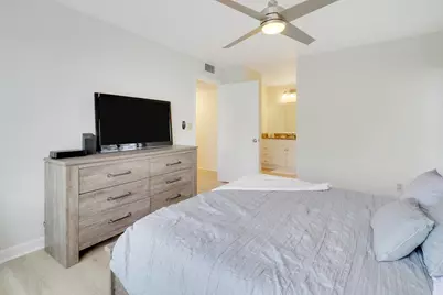 1107 Duncan Circle #102, Palm Beach Gardens, FL 33418 - Photo 14