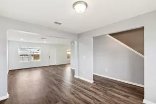 1833 SW Cameo Blvd, Port Saint Lucie, FL 34953 - Photo 10