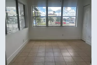 1528 S Avenue, Riviera Beach, FL 33404 - Photo 2