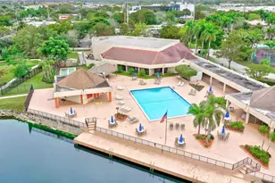 9660 Sunrise Lakes Blvd, Sunrise, FL 33322 - Photo 40