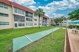 9660 Sunrise Lakes Blvd, Sunrise, FL 33322 - Photo 38