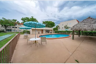 9660 Sunrise Lakes Boulevard #306, Sunrise, FL 33322 - Photo 38