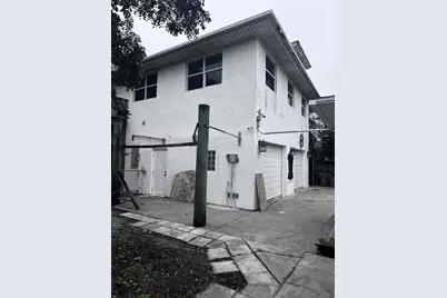 130 NE 4th Avenue, Boynton Beach, FL 33435 - Photo 2