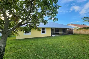 1750 Primrose Ln, Wellington, FL 33414 - Photo 2