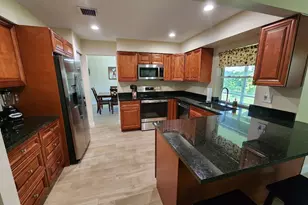 1750 Primrose Ln, Wellington, FL 33414 - Photo 12